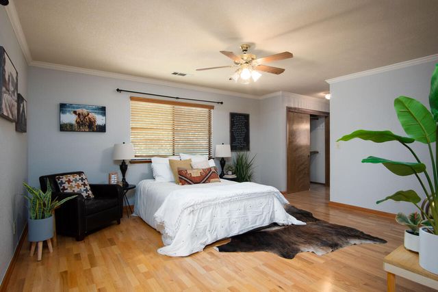 209 S Atwood Court, Visalia, CA 93291