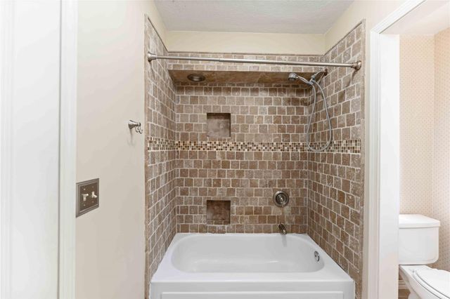 19927 Teller Boulevard, Spring, TX 77388