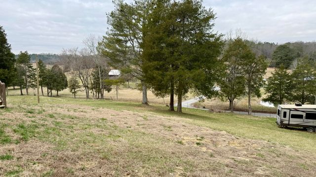 800 Old Mill Road, Dayton, TN 37321