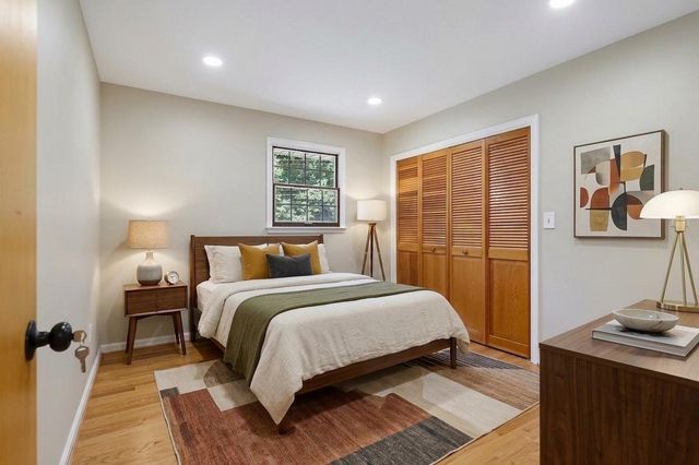 25509 JONNIE CT, Gaithersburg, MD 20882