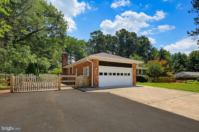 25509 JONNIE CT, Gaithersburg, MD 20882