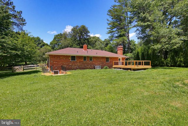 25509 JONNIE CT, Gaithersburg, MD 20882