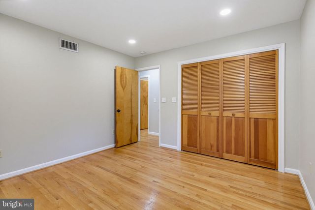 25509 JONNIE CT, Gaithersburg, MD 20882