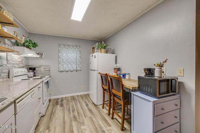 1326 Valley Drive, Bristol, TN 37620