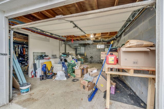 1326 Valley Drive, Bristol, TN 37620