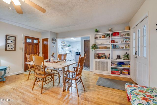 1326 Valley Drive, Bristol, TN 37620