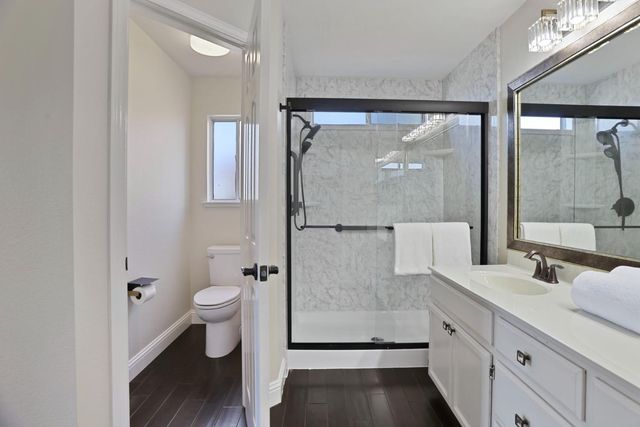 512 Mockingbird Dr, Lodi, CA 95240