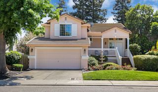 512 Mockingbird Dr, Lodi, CA 95240
