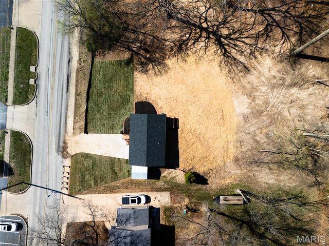 902 Forest Avenue, Valley Park, MO 63088