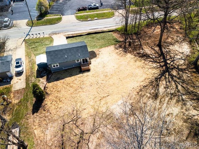 902 Forest Avenue, Valley Park, MO 63088
