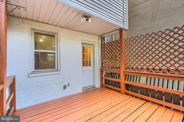 111 S CASTLE ST, Baltimore, MD 21231