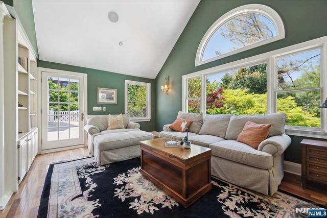 15 Hamilton Road, Morristown Town, NJ 07960