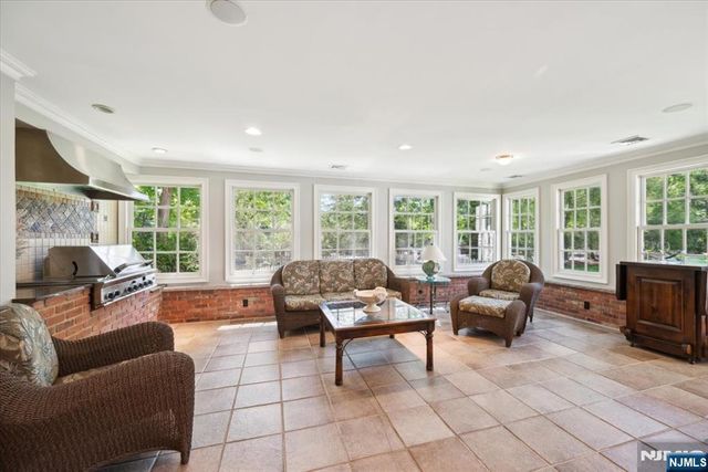 15 Hamilton Road, Morristown Town, NJ 07960