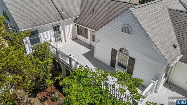 15 Hamilton Road, Morristown Town, NJ 07960