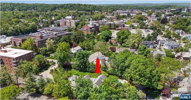 15 Hamilton Road, Morristown Town, NJ 07960