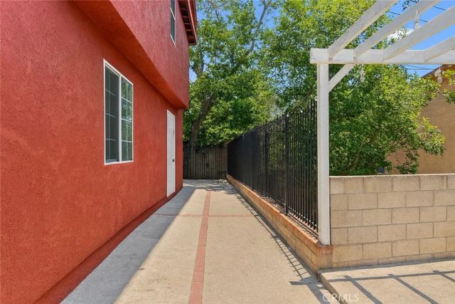 1178 Buelah, Los Angeles, CA 90063