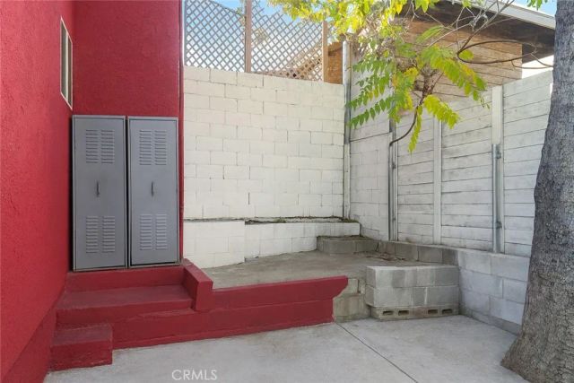 1178 Buelah, Los Angeles, CA 90063