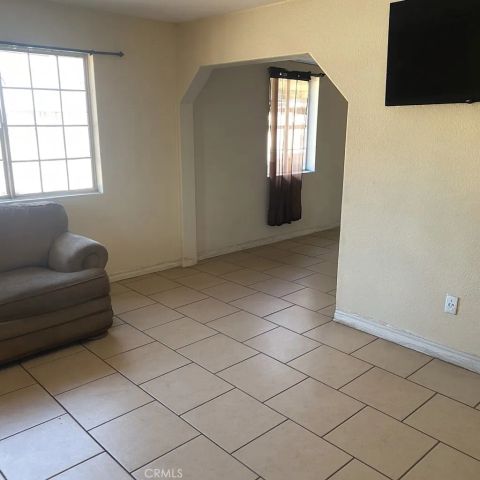 1178 Buelah, Los Angeles, CA 90063