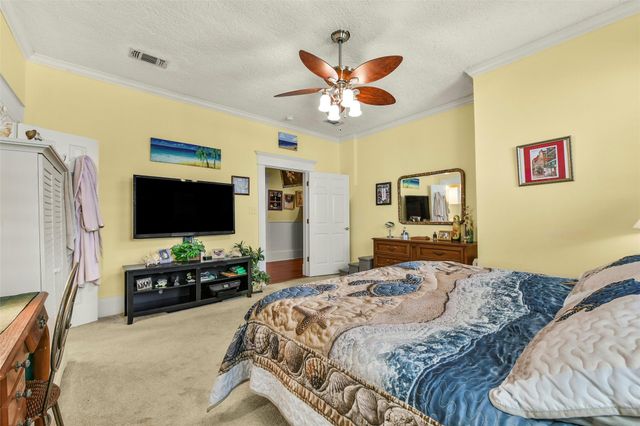 3017 Bernardo De Galvez Avenue, Galveston, TX 77550