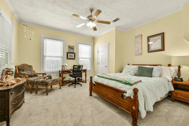 3017 Bernardo De Galvez Avenue, Galveston, TX 77550