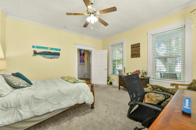 3017 Bernardo De Galvez Avenue, Galveston, TX 77550