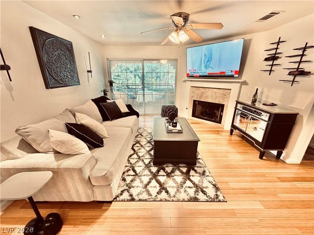 2200 South Fort Apache Road 2152, Las Vegas, NV 89117