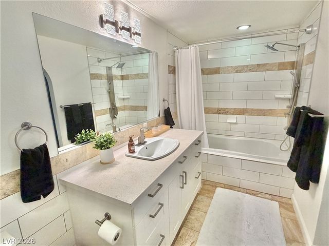 2200 South Fort Apache Road 2152, Las Vegas, NV 89117