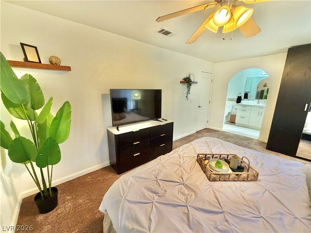 2200 South Fort Apache Road 2152, Las Vegas, NV 89117