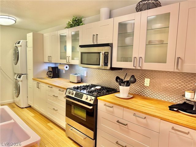 2200 South Fort Apache Road 2152, Las Vegas, NV 89117