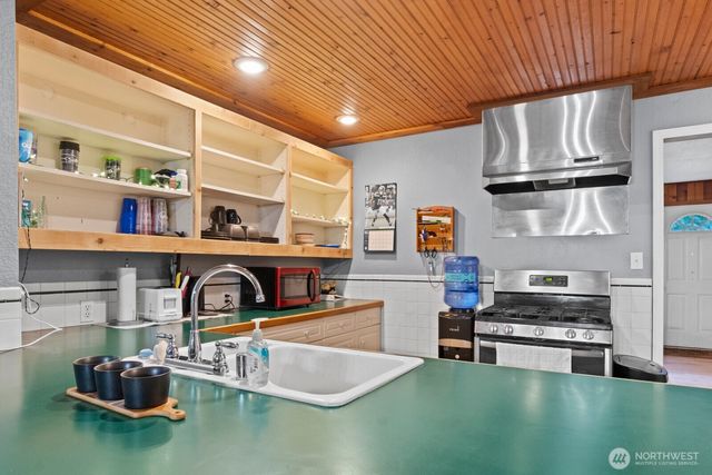 4708 Delta Lane SE, Tumwater, WA 98501