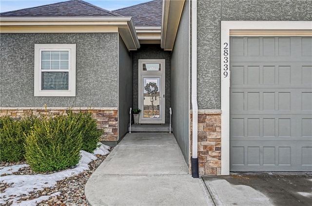 28339 W 164th Street, Gardner, KS 66030