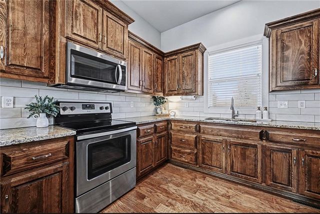 28339 W 164th Street, Gardner, KS 66030