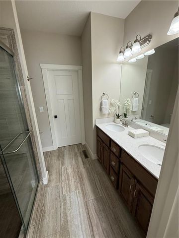 28339 W 164th Street, Gardner, KS 66030