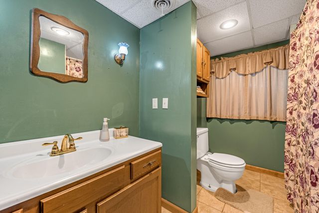 2337 Four Seasons Parkway, Crown Point, IN 46307