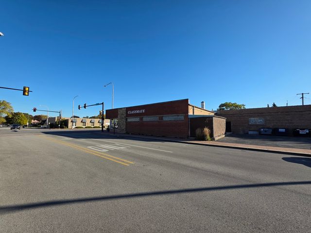 3625 W 95th Street, Evergreen Park, IL 60805