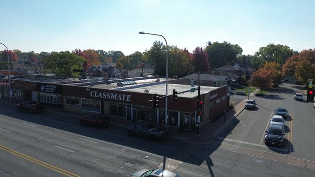 3625 W 95th Street, Evergreen Park, IL 60805