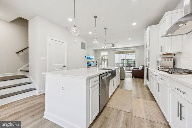 3821 TUSSICA WAY, Fairfax, VA 22030