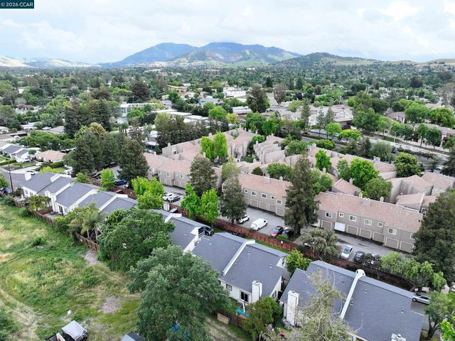 1514 Farm Bureau Rd, Concord, CA 94519
