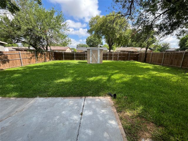 1009 Foxe Basin Drive, Garland, TX 75040