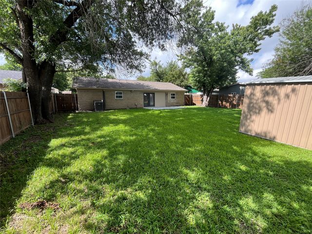 1009 Foxe Basin Drive, Garland, TX 75040