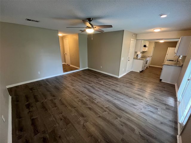 1009 Foxe Basin Drive, Garland, TX 75040