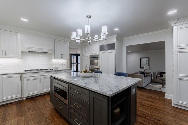 459 Atlanta Country Club Drive, Marietta, GA 30067