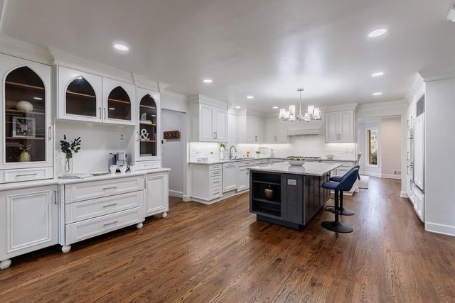 459 Atlanta Country Club Drive, Marietta, GA 30067