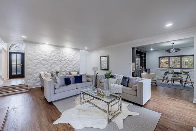 459 Atlanta Country Club Drive, Marietta, GA 30067