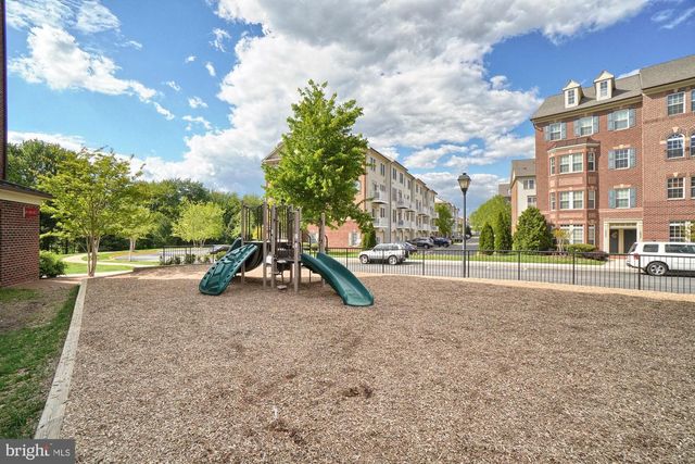 3565 HOLBORN PL, Frederick, MD 21704