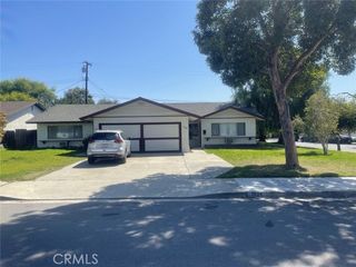 1924 Royalty Drive, Pomona, CA 91767