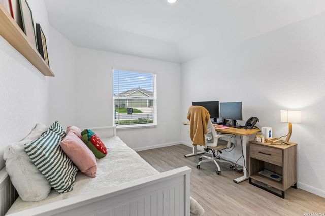 634 Bean Bnd, San Antonio, TX 78221
