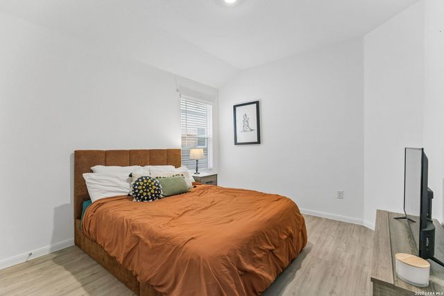 634 Bean Bnd, San Antonio, TX 78221