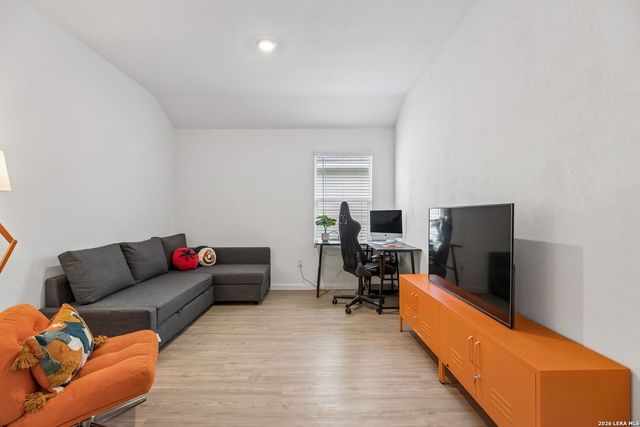 634 Bean Bnd, San Antonio, TX 78221