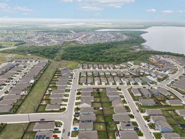 634 Bean Bnd, San Antonio, TX 78221